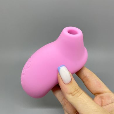 LELO SONA Pink - вакуумно-звуковой стимулятор клитора розовый - фото