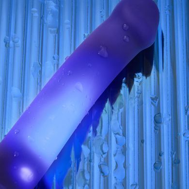 Дилдо с подсветкой Strap-On-Me Glow-LED Dildo Purple M (длина 18 см; диаметр 3,3 см) - фото