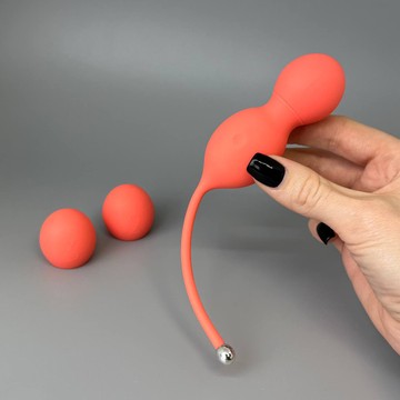 Смарт вагінальні кульки з вібрацією We-Vibe Bloom Kegel Balls - фото