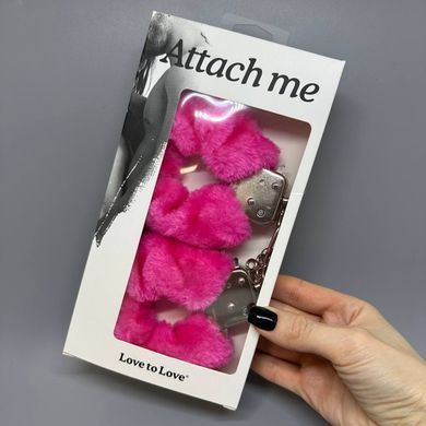 Наручники з плюшевим оздобленням Love To Love ATTACH ME рожеві