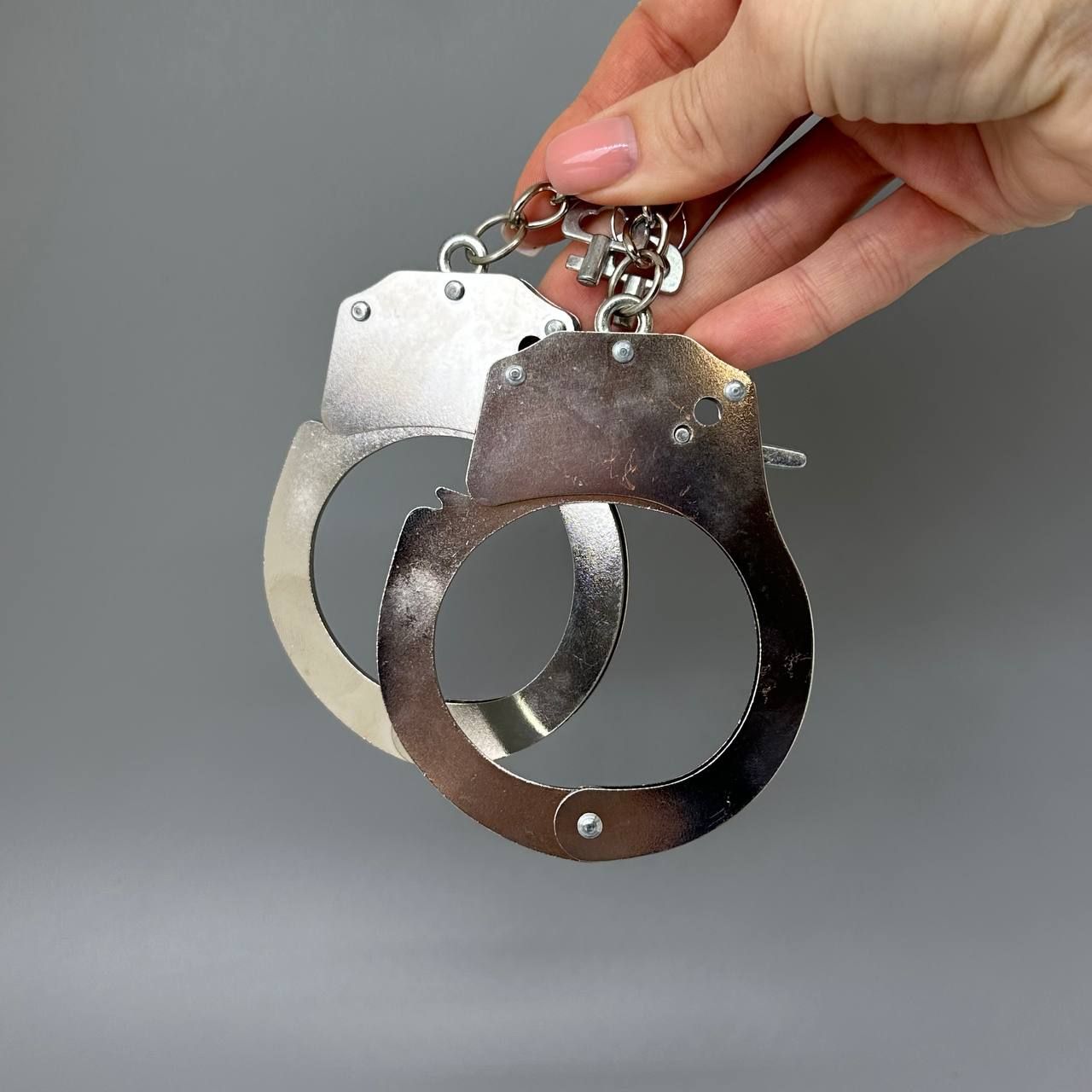 ᐉ Наручники Adrien Lastic ❤️ Секс-шоп Интимка ❤️ Купить Наручники  металлические Adrien Lastic Handcuffs с доставкой