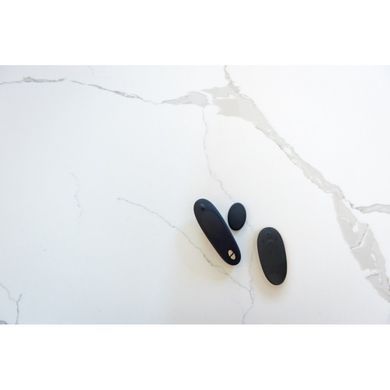 WE-VIBE Moxie+ Black  смарт-вібратор у трусики чорний - фото