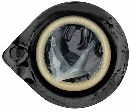 Презервативи Olo 0.01 BLACK (10 шт) ультратонкі з ароматом ванілі - фото