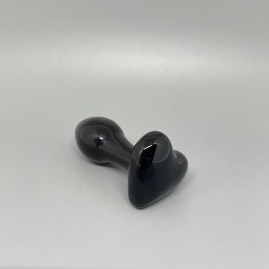 Стеклянная анальная пробка в форме сердца NS Novelties CRYSTAL HEART BLACK (3 см) - фото
