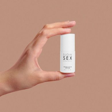 Возбуждающее масло Bijoux Indiscrets SLOW SEX Arousal Sex Oil CBD 30мл - фото