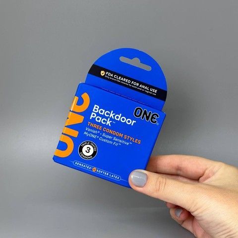 Презерватив для анального сексу ONE Backdoor 3 шт (пом'ята упаковка) - фото