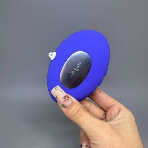 Клиторальный вибратор с подогревом и охлаждением We-Vibe Temp Lavender Blue голубой - фото