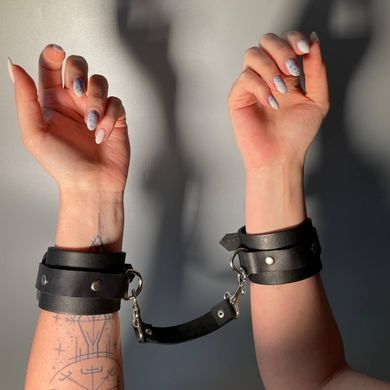 Шкіряні наручники Feral Feelings Hand Restraints чорні