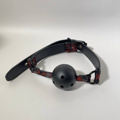 Кляп Dream toys BLAZE DELUXE BREATHABLE BALL GAG - фото