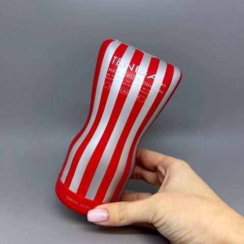 Мастурбатор Tenga Squeeze Tube Cup - фото