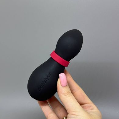 Satisfyer Penguin Holiday Edition - вакуумний стимулятор клітора новорічний - фото