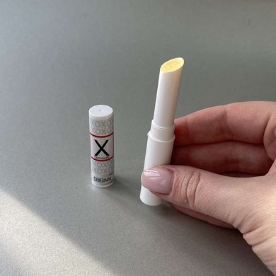 Стимулирующий бальзам для губ унисекс Sensuva X on the Lips с феромонами без запаха (2 г) - фото