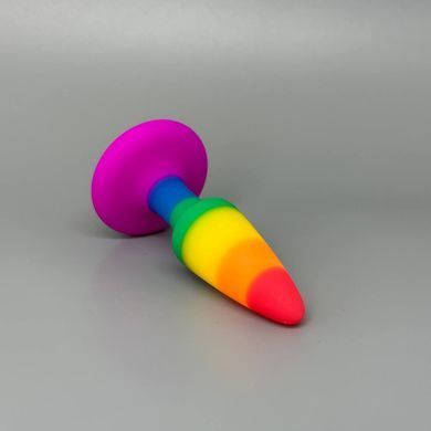Анальна пробка райдужного кольору Wooomy Hiperloo Silicone Rainbow Plug S (2,4 см) - фото