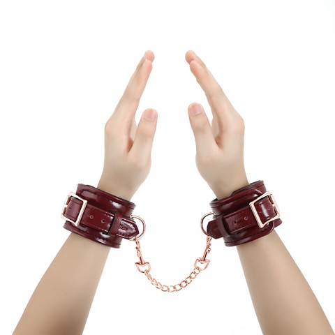 Наручники кожаные Liebe Seele Wine Red wirst Cuffs