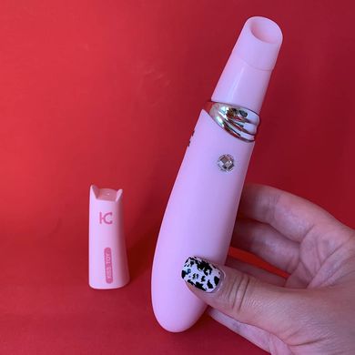 Вакуумный стимулятор клитора с вибрацией KissToy Miss CC Pink - фото