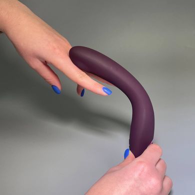Womanizer OG Aubergine - вакуумний вагінально-кліторальний стимулятор - фото