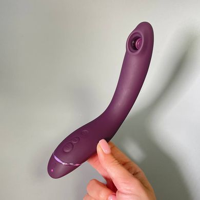Womanizer OG Aubergine - вакуумний вагінально-кліторальний стимулятор - фото