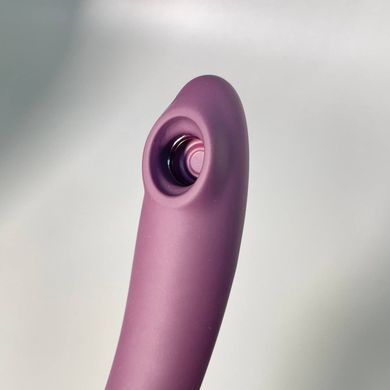 Womanizer OG Aubergine - вакуумний вагінально-кліторальний стимулятор - фото