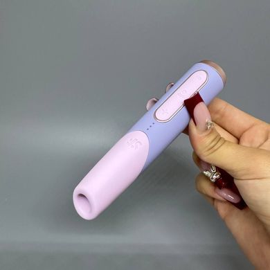 Satisfyer Bold Kiss Violet вакуумний кліторальний стимулятор у формі помади - фото