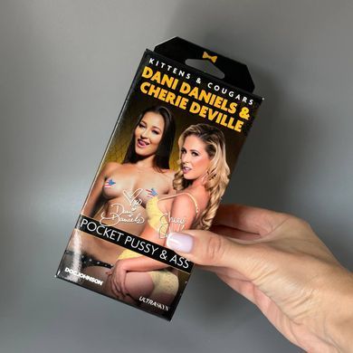 Наскрізний мастурбатор вагіна та анус Doc Johnson Dani Daniels / Cherie Deville - фото
