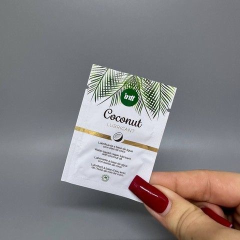 Саше Лубрикант на водной основе Intt Coconut (2 мл)