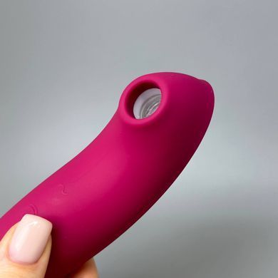 Satisfyer Twirling Pro+ dark red - вакуумний смарт-вібратор  - фото
