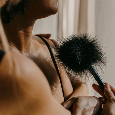 Мітелочка YESforLOV Caressing Feather пір'їнка індички
