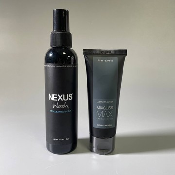 Набір анально-вагінальна змазка MixGliss MAX NATURE (70 мл) + Спрей-дезінфектор Nexus Antibacterial toy Cleaner (150 мл)