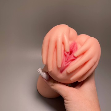 Реалістичний 3D мастурбатор відкрита вагіна Real Body The Hottie - фото