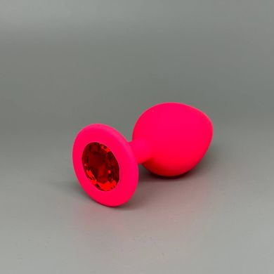 Анальная пробка с кристаллом CRYSTAL Pink Silicone Ruby M - фото
